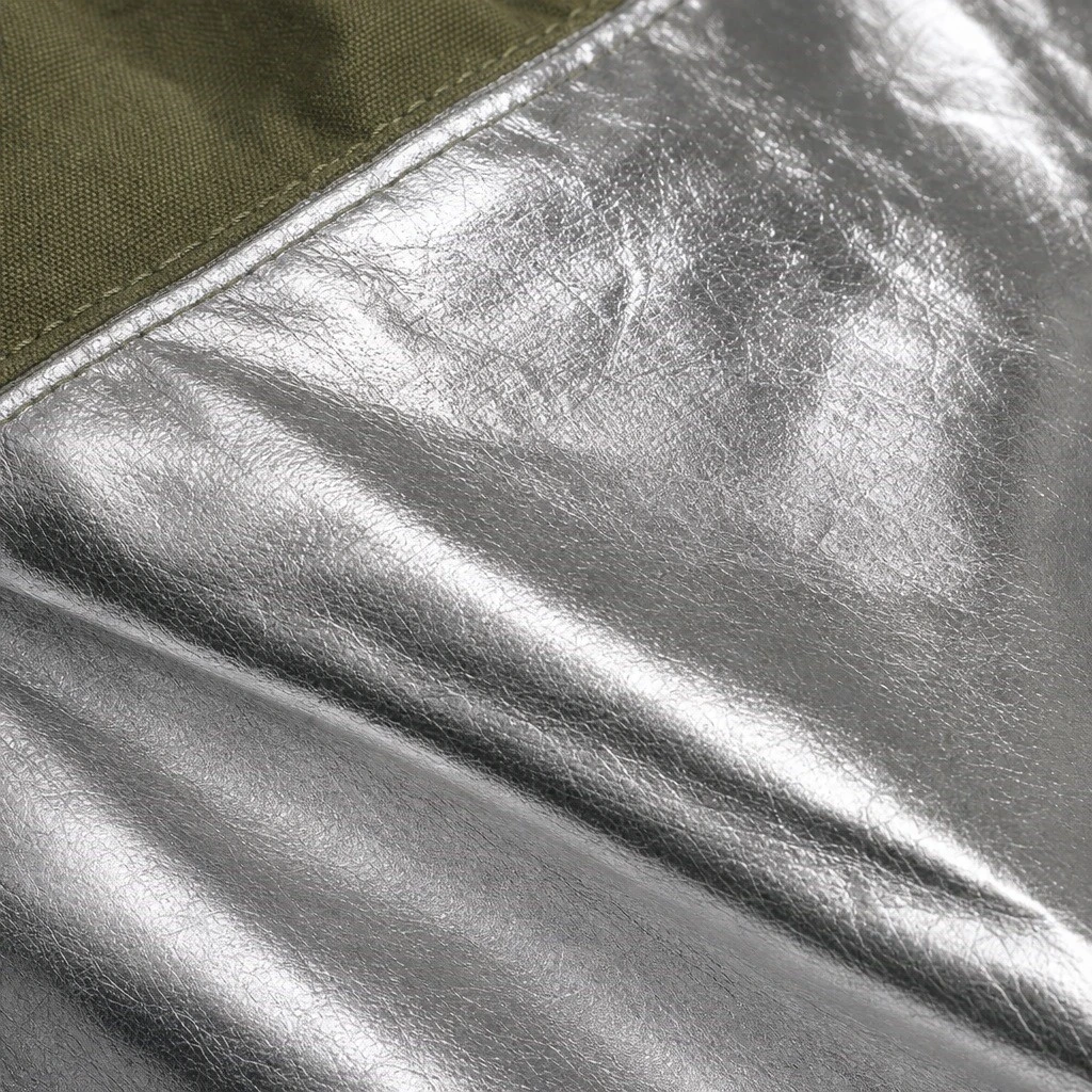Aluminized Heat Reflective Sleeve Fabric Detail Aluminized Heat Reflective Sleeve Fabric Detail